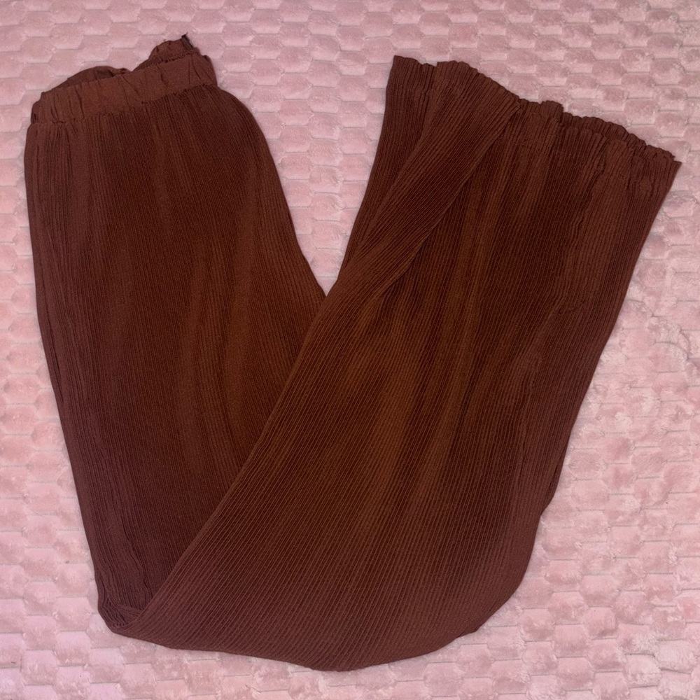 PrettyLittleThing Chocolate Plisse Woven Wide Leg Trousers Size US 8 - Picture 6 of 6
